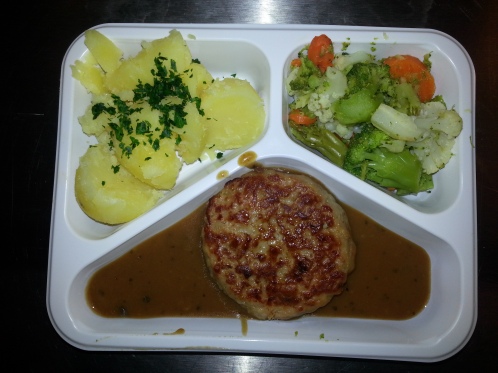 Boulette mit Gemüse & Dampfkartoffeln